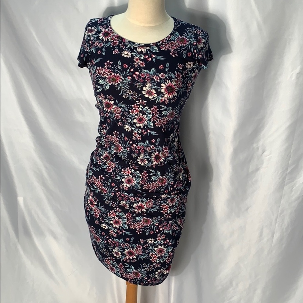 Top Fashion of NY Really Soft Floral Dress Size S